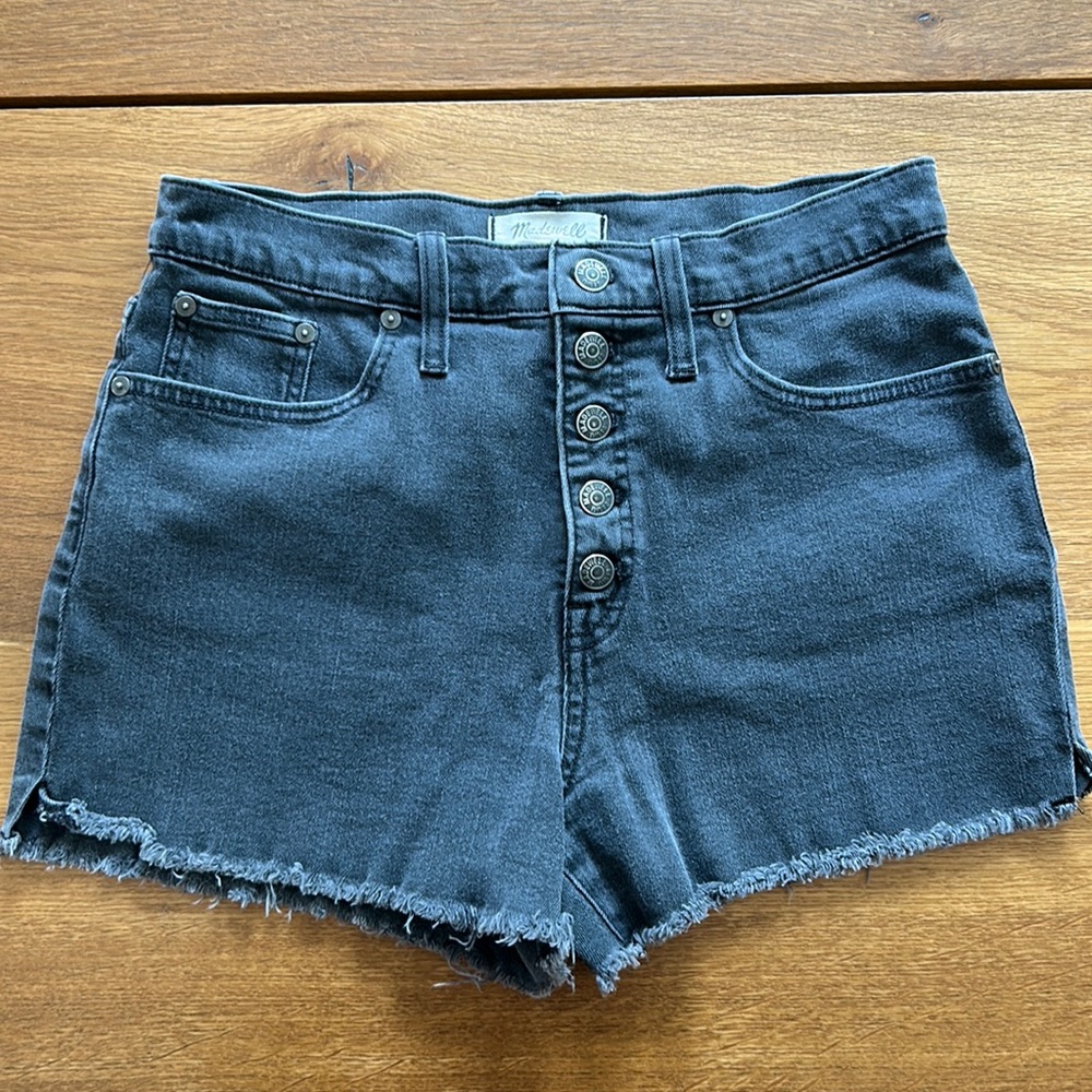 Madewell faded black stretch denim shorts, 29